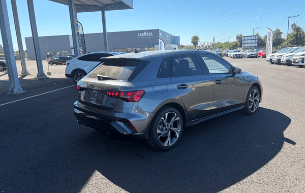 audi-a3-sportback-2-0-tdi-150ch-s-line-s-tronic-7 - 1011234713