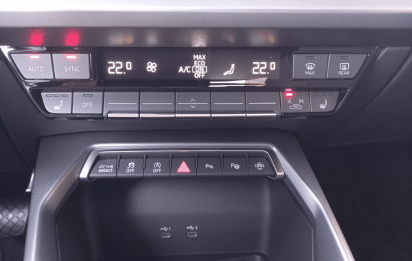 audi-a3-sportback-2-0-tdi-150ch-s-line-s-tronic-7 - 1011274713