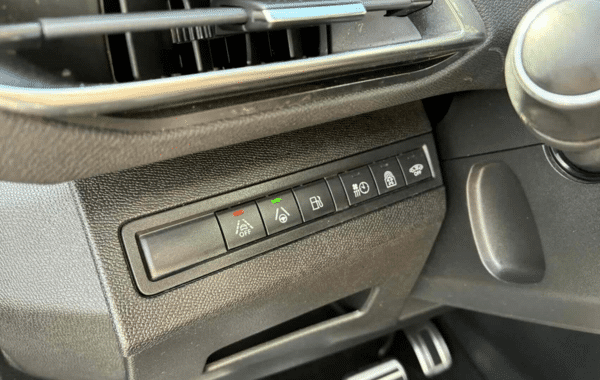 peugeot-3008-hybrid4-300ch-gt-e-eat8 - 1011284713