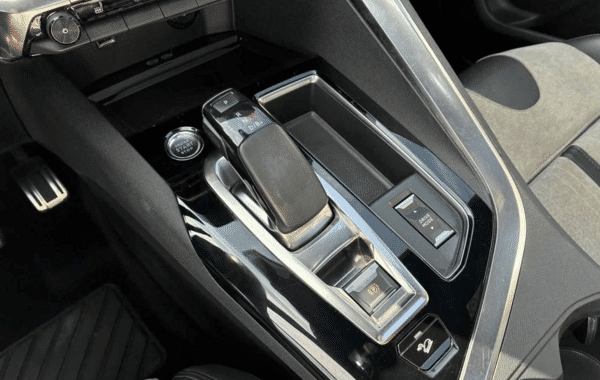 peugeot-3008-hybrid4-300ch-gt-e-eat8 - 1011284713