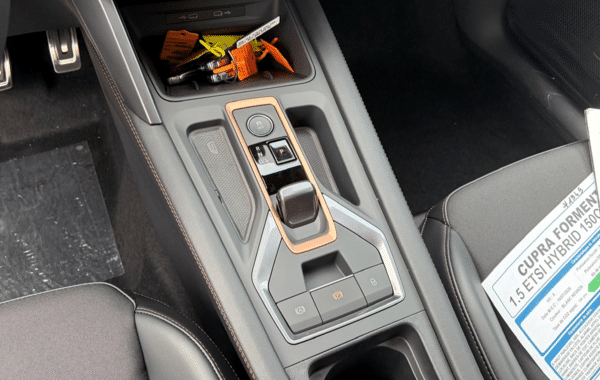 cupra-formentor-1-5-etsi-hybrid-150ch-v-dsg7 - 1011304713
