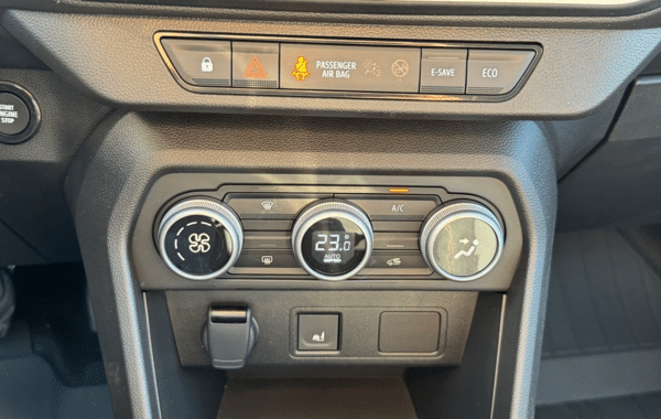 dacia-jogger-1-6-hybrid-140ch-extreme-5-places-24 - 1011464713