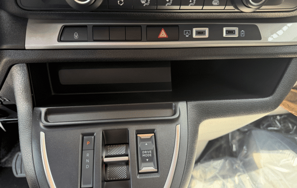 citroen-jumpy-fg-m-2-2-diesel-180ch-cabine-approfondie-fixe-automatique - 1011654713