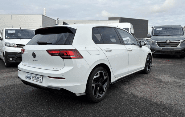 volkswagen-golf-viii-1-5-etsi-evo2-150ch-r-line-dsg7 - 1011864713