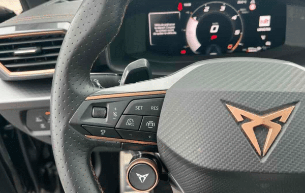 cupra-leon-2-0-tdi-150ch-v-dsg7 - 1012084713