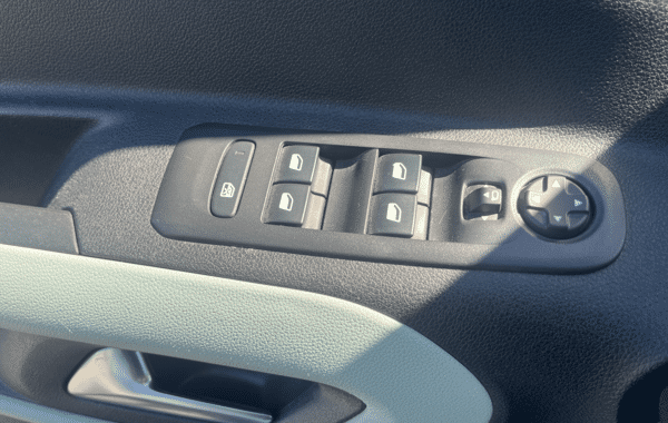 citroen-berlingo-m-bluehdi-130ch-s-s-feel-114g - 1012374713