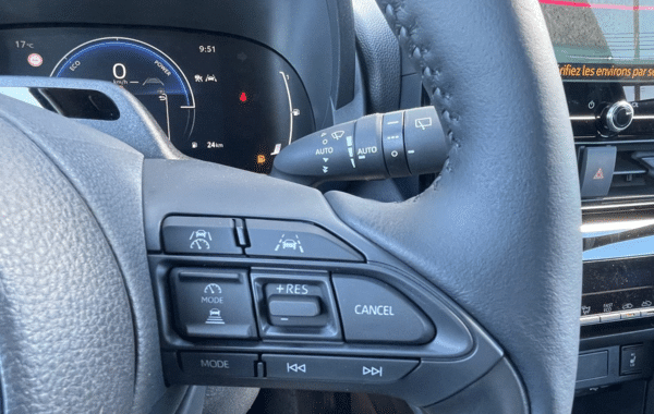 toyota-yaris-cross-130h-design-my26 - 1012674713