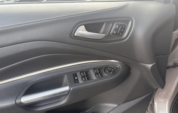 ford-kuga-2-0-tdci-150ch-stop-start-vignale-4x2 - 1013584713