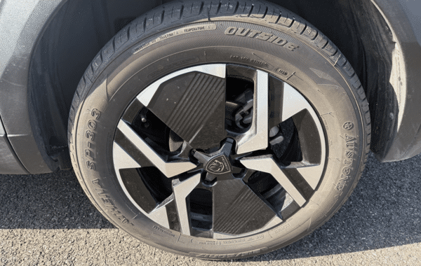 peugeot-2008-1-5-bluehdi-130ch-s-s-allure-eat8 - 1013754713
