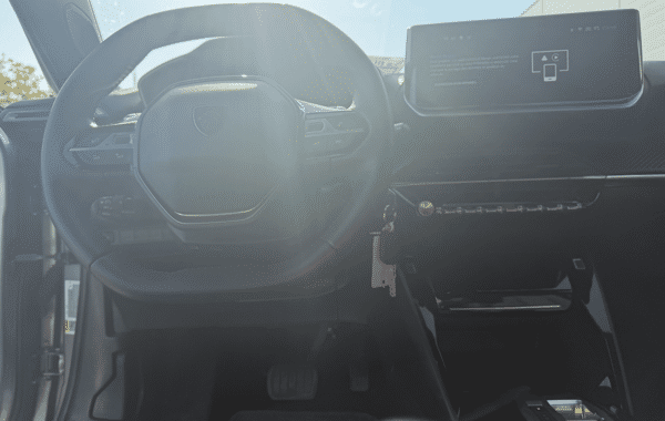 peugeot-2008-1-5-bluehdi-130ch-s-s-allure-eat8 - 1013754713