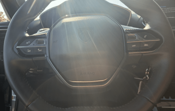 peugeot-2008-1-5-bluehdi-130ch-s-s-allure-eat8 - 1013754713