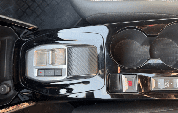 peugeot-2008-1-5-bluehdi-130ch-s-s-allure-eat8 - 1013754713