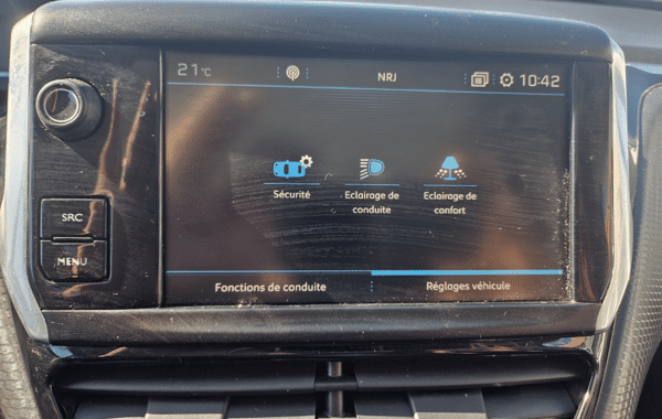 peugeot-2008-1-2-puretech-110ch-e6-c-crossway-s-s-eat6 - 1013874713