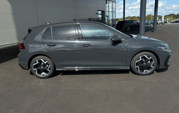 volkswagen-golf-viii-2-0-tdi-150ch-r-line-dsg7 - 1013884713