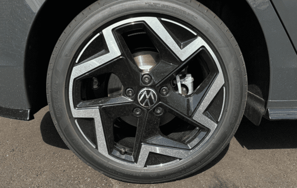 volkswagen-golf-viii-2-0-tdi-150ch-r-line-dsg7 - 1013884713