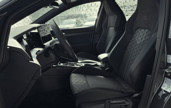volkswagen-golf-viii-2-0-tdi-150ch-r-line-dsg7 - 1013884713