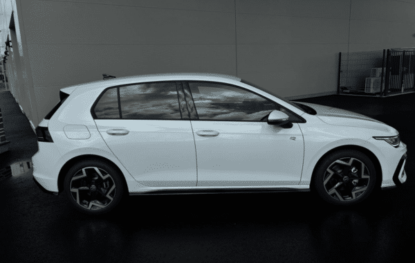 volkswagen-golf-viii-2-0-tdi-150ch-r-line-dsg7 - 1013894713