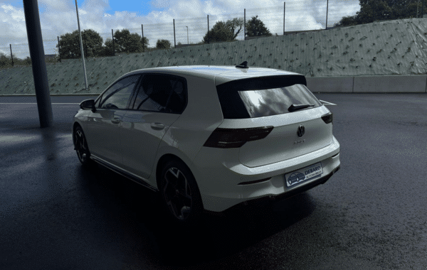 volkswagen-golf-viii-2-0-tdi-150ch-r-line-dsg7 - 1013894713
