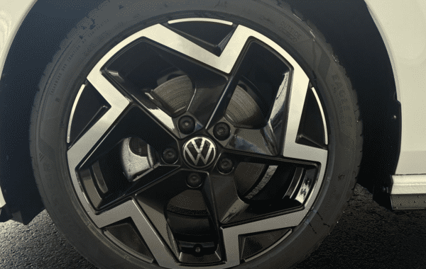 volkswagen-golf-viii-2-0-tdi-150ch-r-line-dsg7 - 1013894713