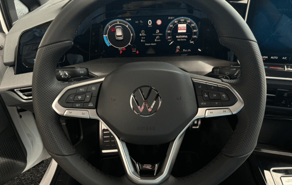 volkswagen-golf-viii-2-0-tdi-150ch-r-line-dsg7 - 1013894713