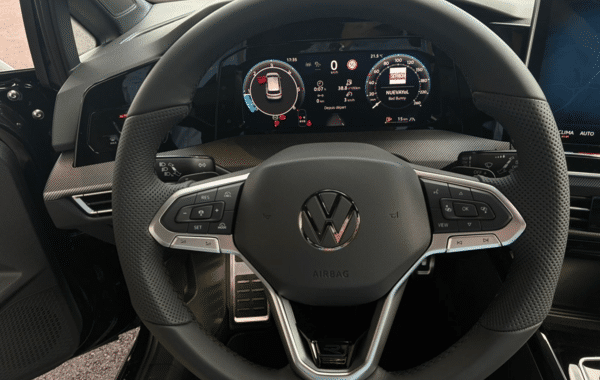 volkswagen-golf-viii-2-0-tdi-150ch-r-line-dsg7 - 1013914713