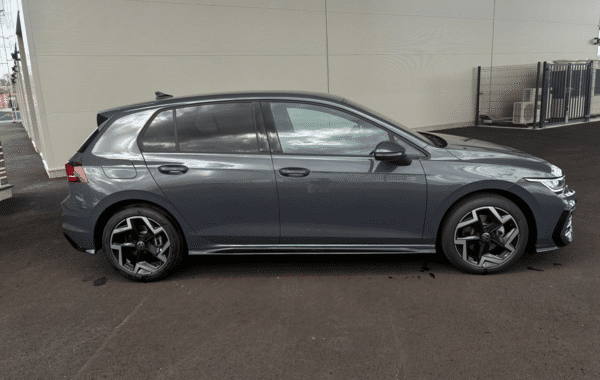 volkswagen-golf-viii-2-0-tdi-150ch-r-line-dsg7 - 1013984713