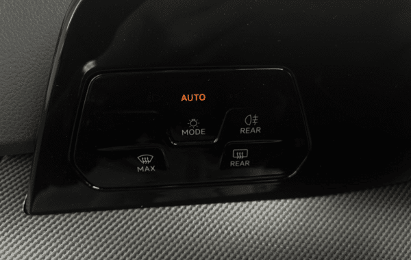 volkswagen-golf-viii-2-0-tdi-150ch-r-line-dsg7 - 1013994713