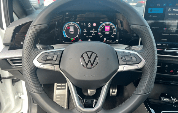 volkswagen-golf-viii-2-0-tdi-150ch-r-line-dsg7 - 1014004713