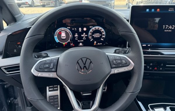 volkswagen-golf-viii-2-0-tdi-150ch-r-line-dsg7 - 1014024713