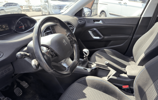 peugeot-308-1-2-puretech-110ch-e6-c-s-s-style - 1014104713