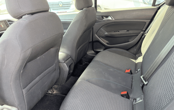 peugeot-308-1-2-puretech-110ch-e6-c-s-s-style - 1014104713