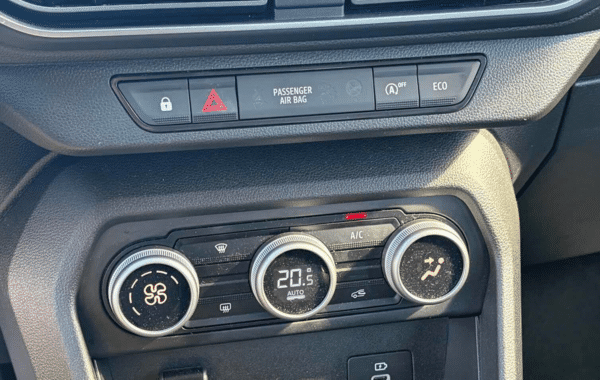 dacia-sandero-1-0-tce-90ch-journey - 1014134713
