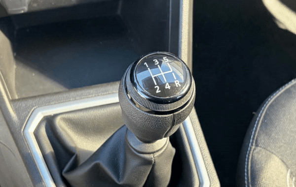 dacia-sandero-1-0-tce-90ch-journey - 1014134713