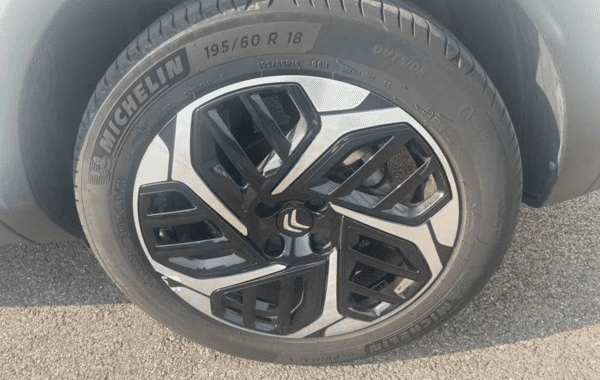 citroen-c4-1-5-bluehdi-130ch-s-s-max-automatique - 1014204713
