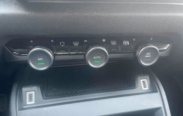citroen-c4-1-5-bluehdi-130ch-s-s-max-automatique - 1014204713