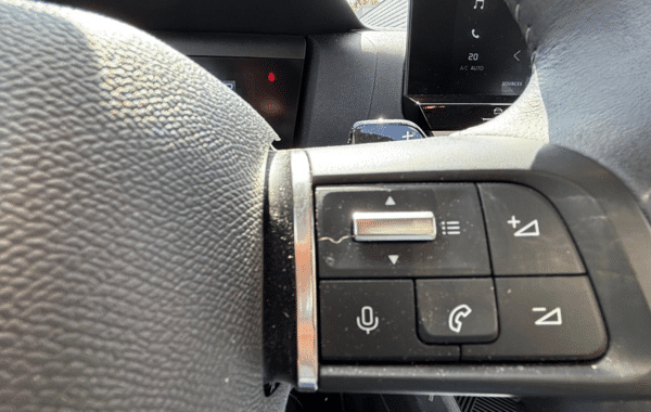 citroen-c4-1-5-bluehdi-130ch-s-s-plus-automatique - 1014214713