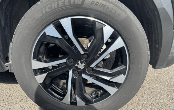 peugeot-2008-1-2-puretech-130ch-s-s-gt-line-eat8-7cv - 1014354713