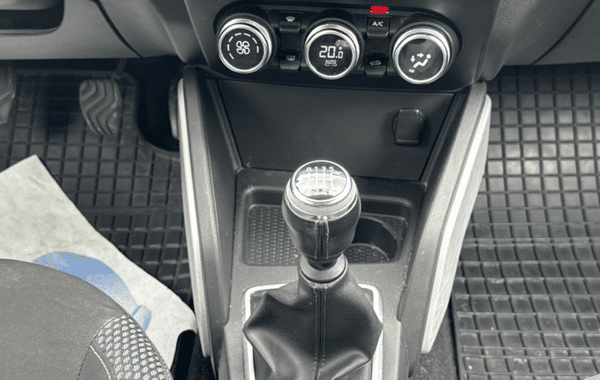 dacia-duster-1-5-blue-dci-115ch-prestige-4x2-20 - 1014374713