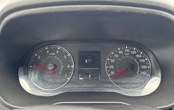 dacia-duster-1-5-blue-dci-115ch-prestige-4x2-20 - 1014374713