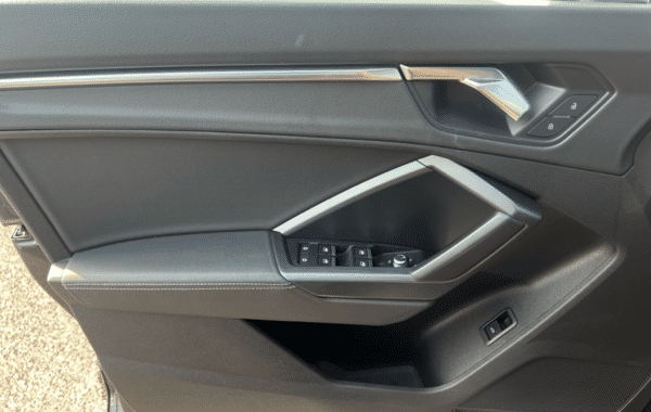 audi-q3-35-tfsi-150ch-s-line - 1014414713