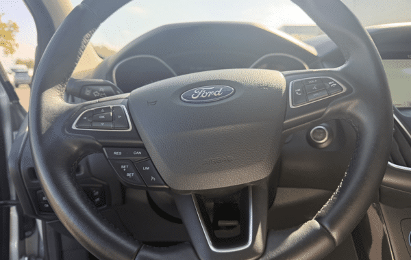 ford-focus-sw-1-0-ecoboost-125ch-stop-start-titanium - 1014564713