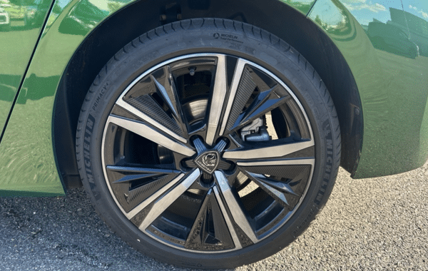 peugeot-308-1-5-bluehdi-130ch-s-s-gt-pack-eat8 - 1014584713
