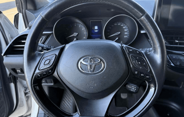 toyota-c-hr-1-2-t-116-distinctive-2wd - 1014854713