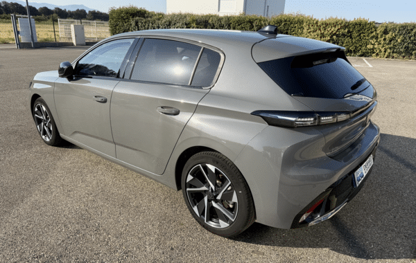peugeot-308-1-5-bluehdi-130ch-s-s-allure-eat8 - 1014874713