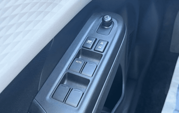 suzuki-swift-1-2-dualjet-hybrid-83ch-avantage - 1015264713