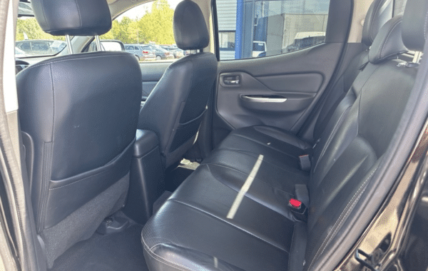 mitsubishi-l200-2-4-di-d-181ch-double-cab-instyle-2018-bva - 1015594713