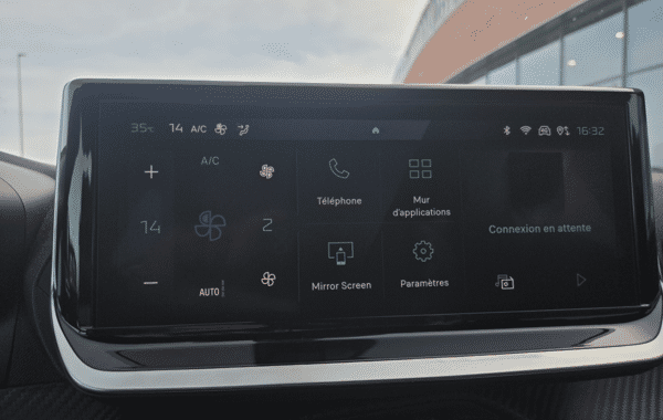 peugeot-2008-1-2-puretech-100ch-s-s-allure - 1015694713