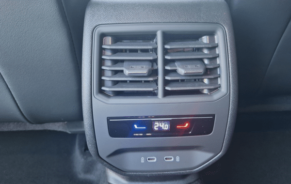 cupra-formentor-1-5-etsi-hybrid-150ch-v-dsg7 - 1016684713