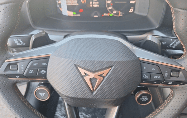 cupra-formentor-1-5-etsi-hybrid-150ch-v-dsg7 - 1016684713