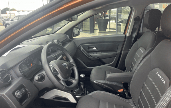 dacia-duster-1-5-blue-dci-115ch-prestige-4x2-e6u - 1016774713
